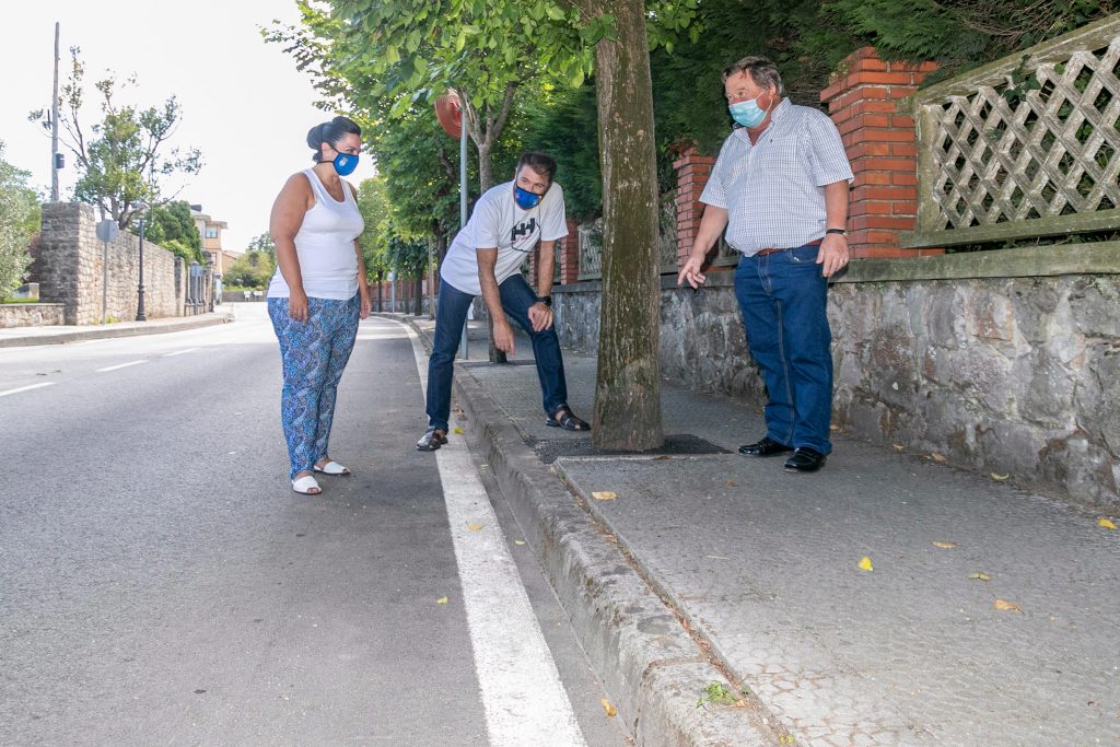 Adecuación de los alcorques existentes en la calle principal de Polanco, entre el Ayuntamiento y la iglesia