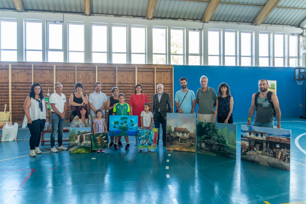 Autoridades, jurado y ganadores del concurso de pintura al aire libre de Polanco