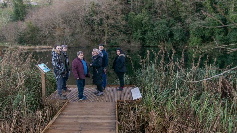 La alcaldesa concejales y técnicos visitando las zonas del Pozo Tremeo donde se actuará este año