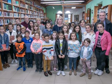 Ganadores del certamen en 2019 junto a la alcaldesa y concejales de Polanco