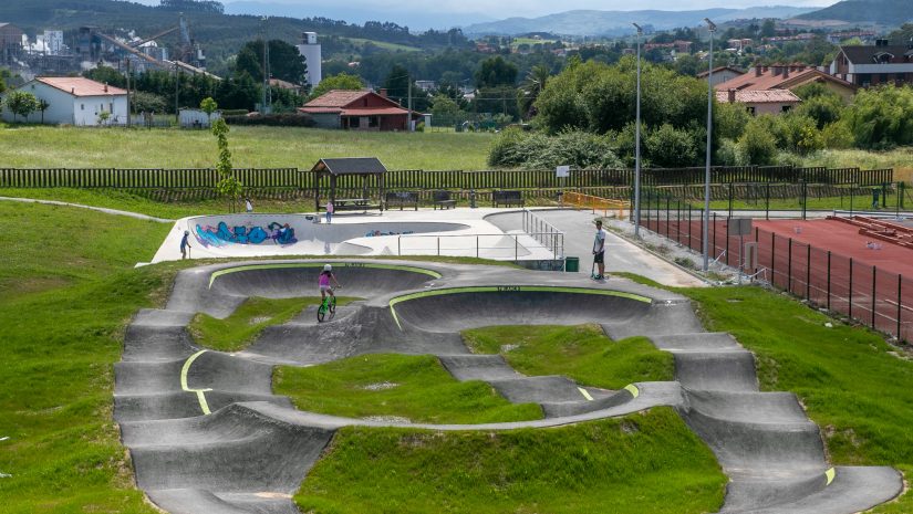 Pump track y la pista de skate de Requejada