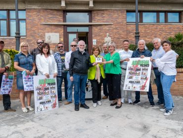 La alcaldesa y colaboradores en el proyecto ‘Así suena Polanco’ en la presentación del disco