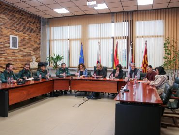 Reunión de la Comisión Local de Seguridad de Polanco celebrada bajo la presidencia de la delegada del Gobierno, Ainoa Quiñones, y la alcaldesa, Rosa Díaz Fernández