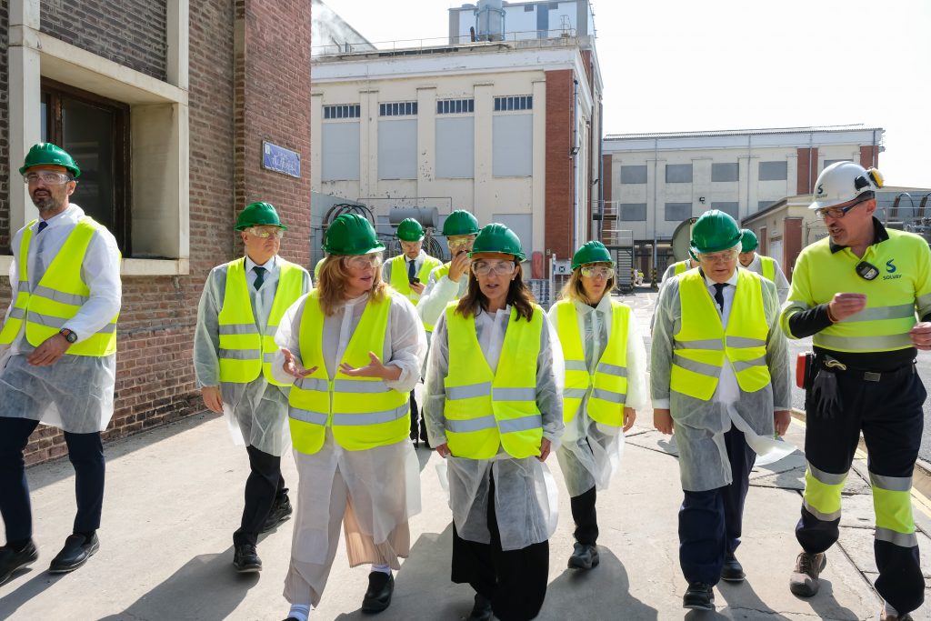 Visita Solvay ministro Industria Jordi Hereu Junio 2024