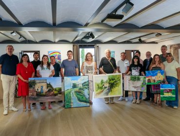Autoridades, jurado y ganadores del concurso de pintura al aire libre de Polanco