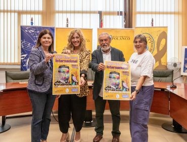 Alcaldesa y autoridades durante la presentación de la XXXI edición del Ciclo Coral Internacional de Polanco