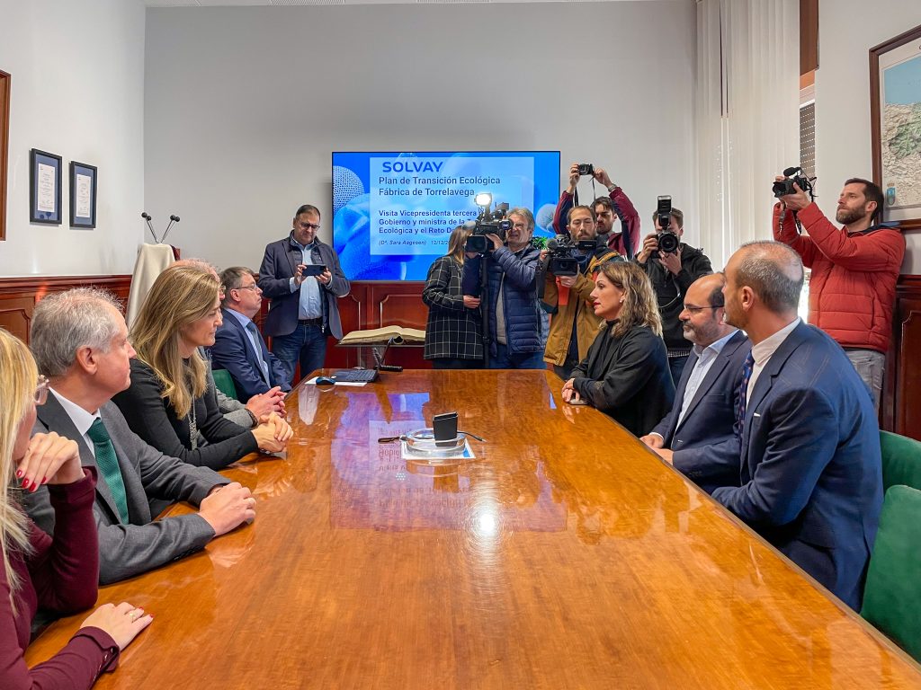 Reunión en las instalaciones de Solvay