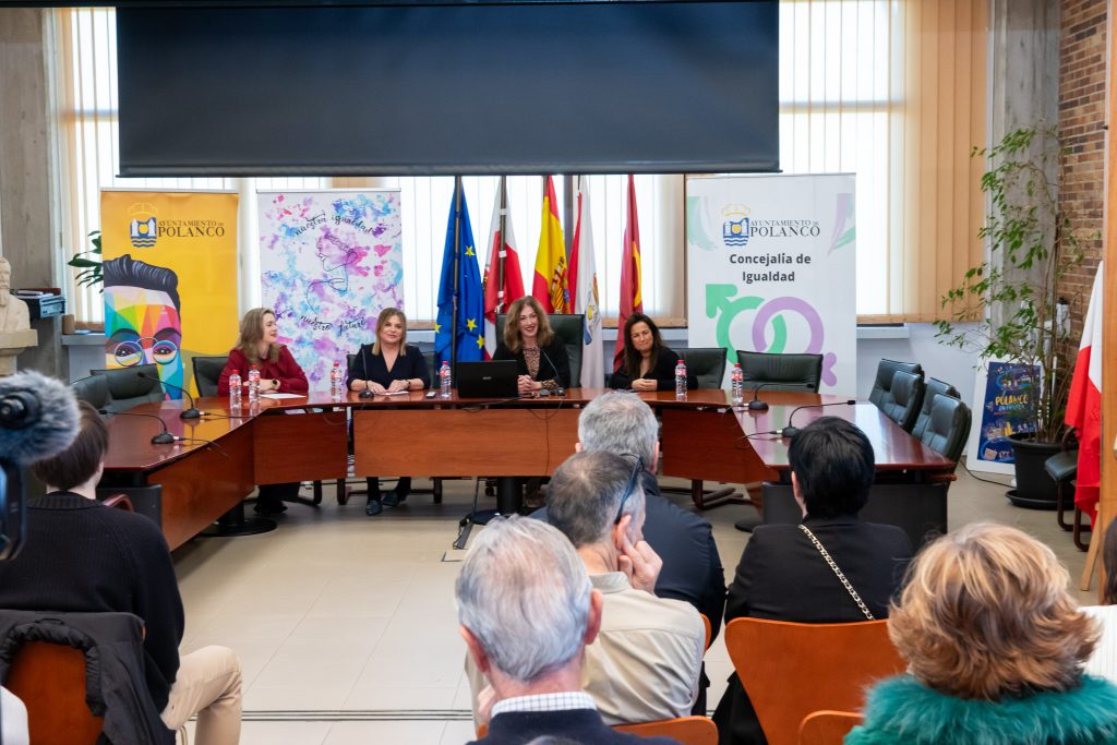 Acto de entrega del galardón de Mujer Referente de 2025