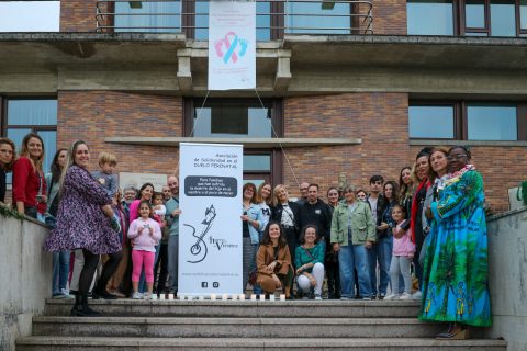 Madres, matronas y familias de toda Cantabria celebraron en Polanco un encuentro regional en recuerdo a los bebés fallecidos durante el embarazo o en sus primeras horas de vida