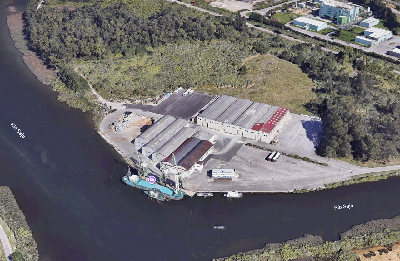 Instalaciones de la empresa Julio Cabrero y Cía en el puerto de Requejada