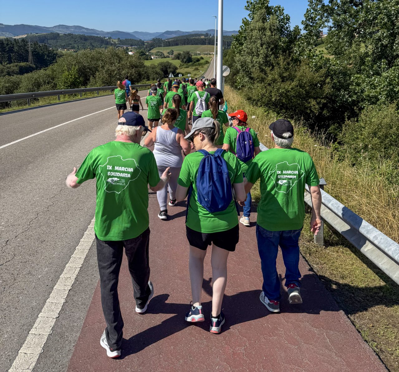 Participantes en la marcha Descubriendo Polanco